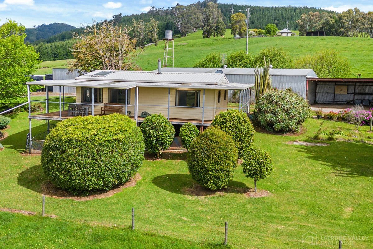 37 Clugstons Road