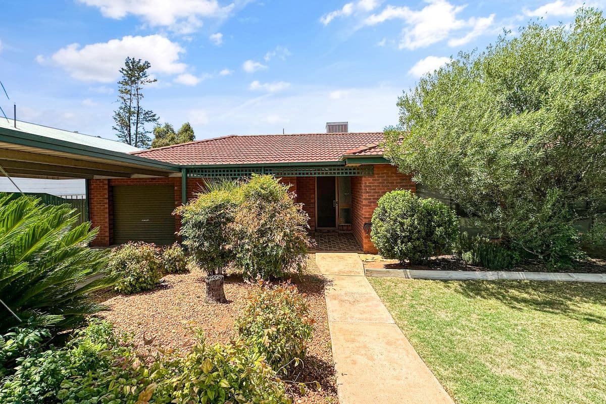 6 Madden Street