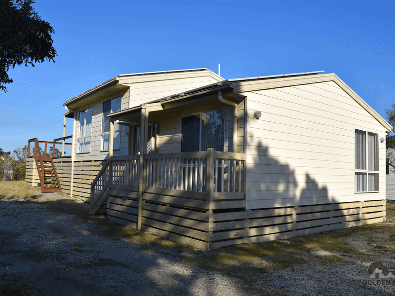 133 Seventh Avenue, Paradise Beach