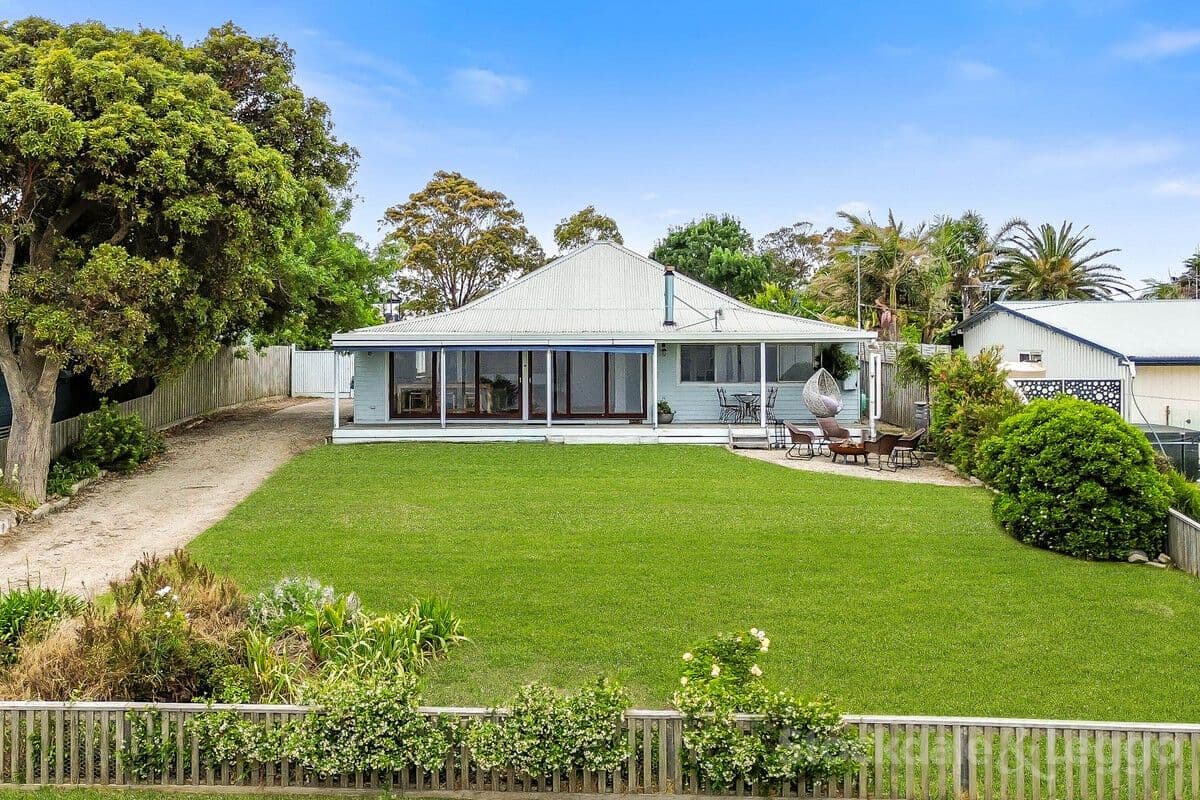 30 Foreshore Road