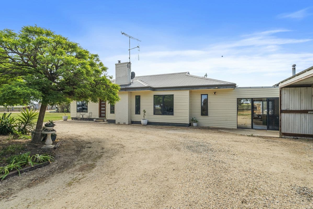 1518 Numurkah Road