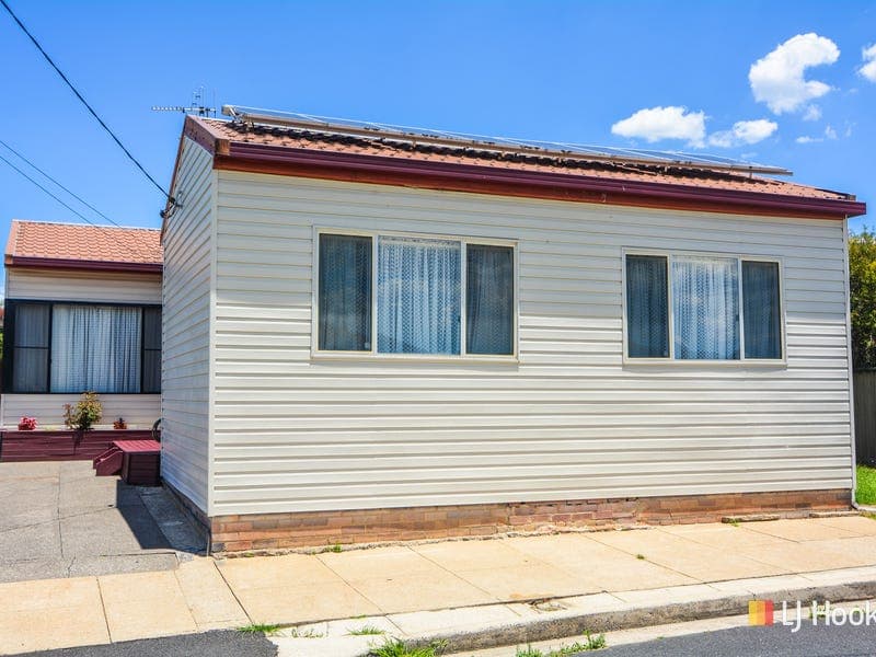 22 Inner Crescent