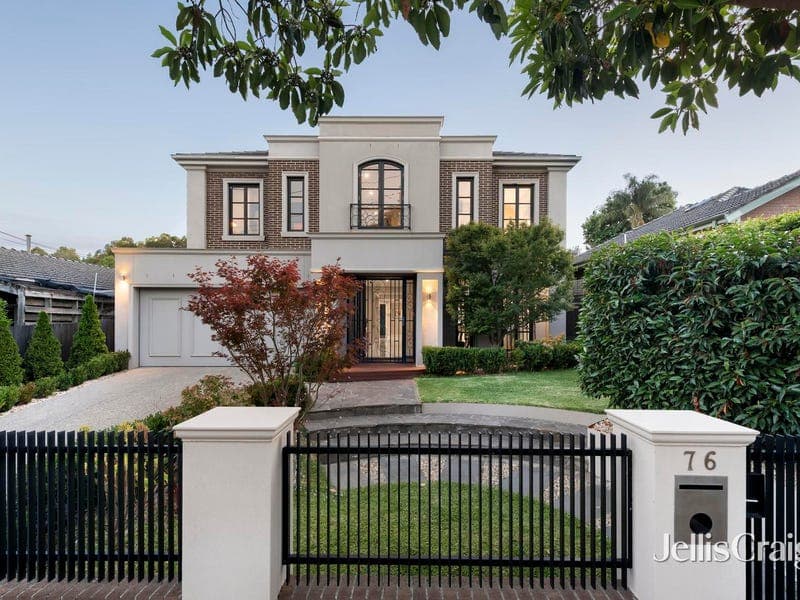 76 Harp Road, Kew