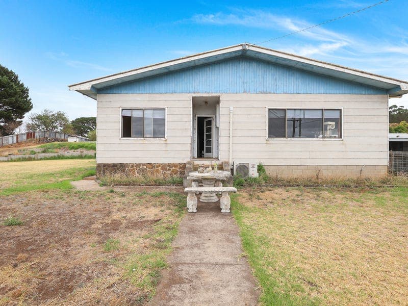 37 Glenormiston Road, Noorat