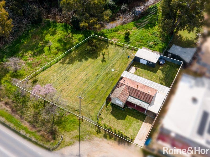 3018 Sturt Highway, Alfredtown