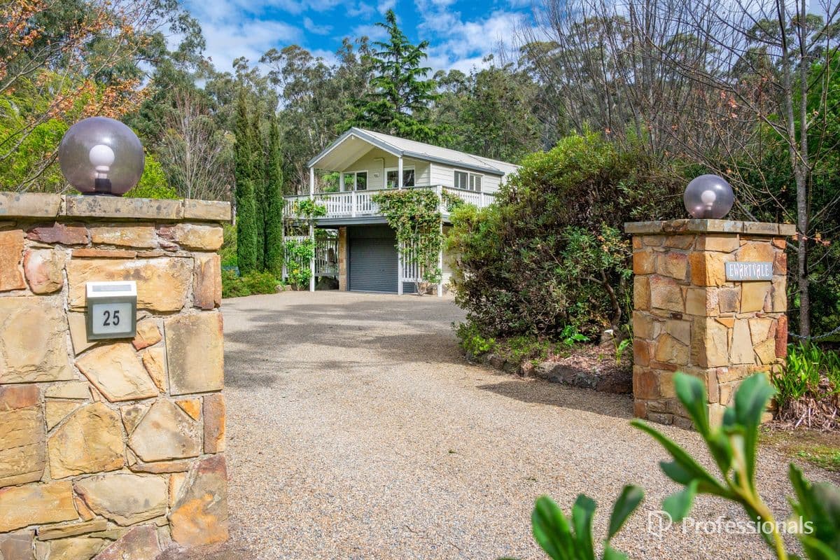25 EWARTS ROAD