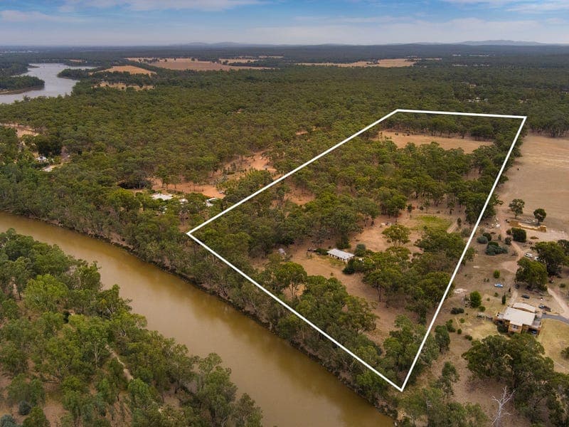 49 Eddington-Laanecoorie Road