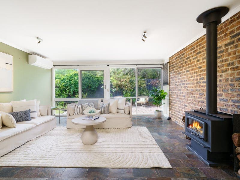 53 CHATAWAY CRESCENT