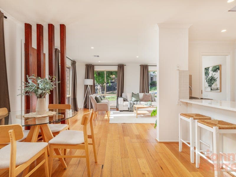 3 ROBIN PLACE