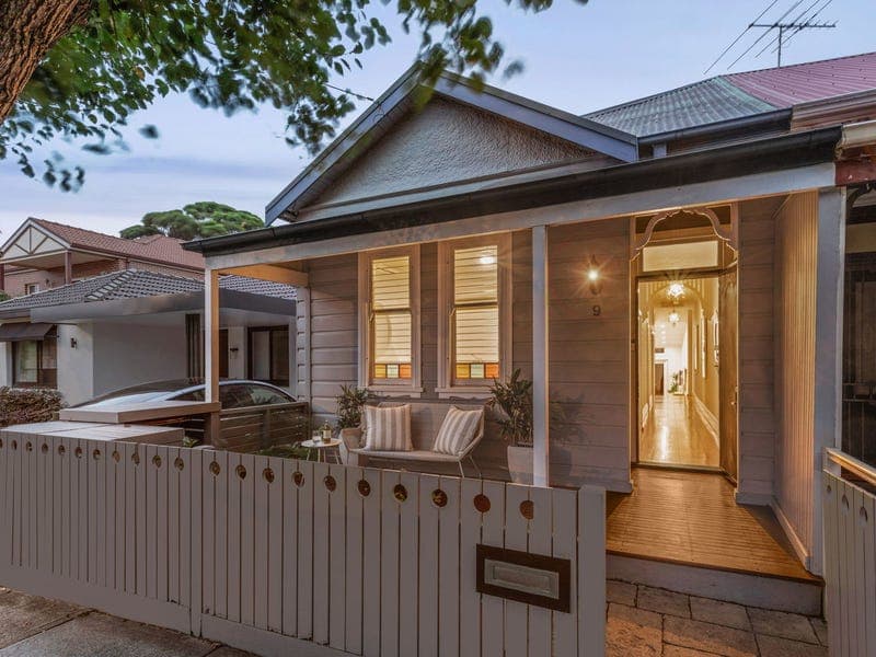 9 Cranbrook Street, Botany