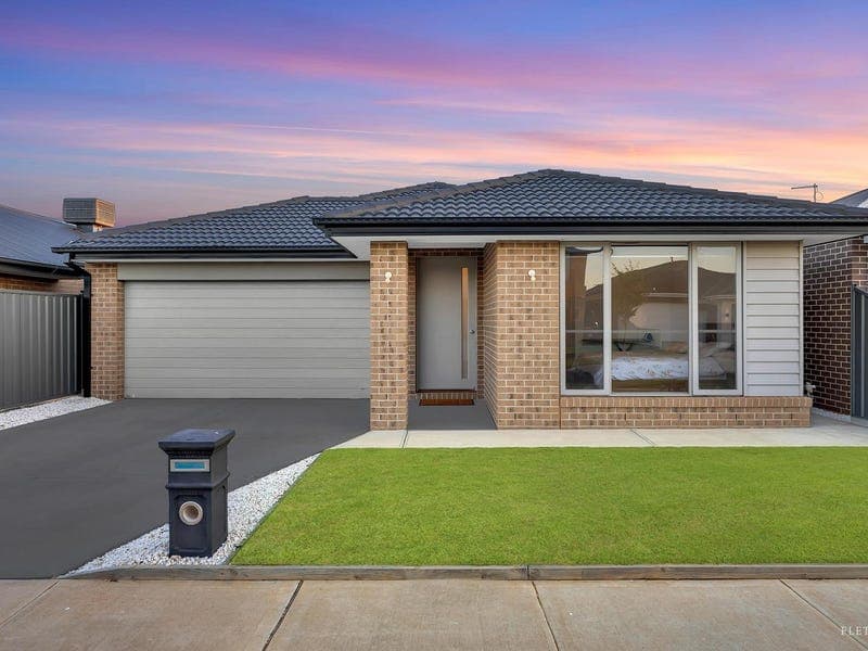 7 Leeton Street, Strathtulloh