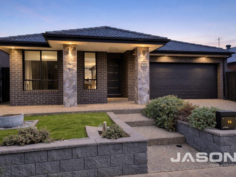 14 Barkers Crescent, Mickleham