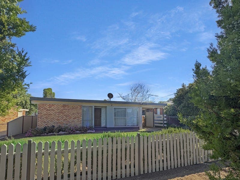 19 Weigall Street, Barraba