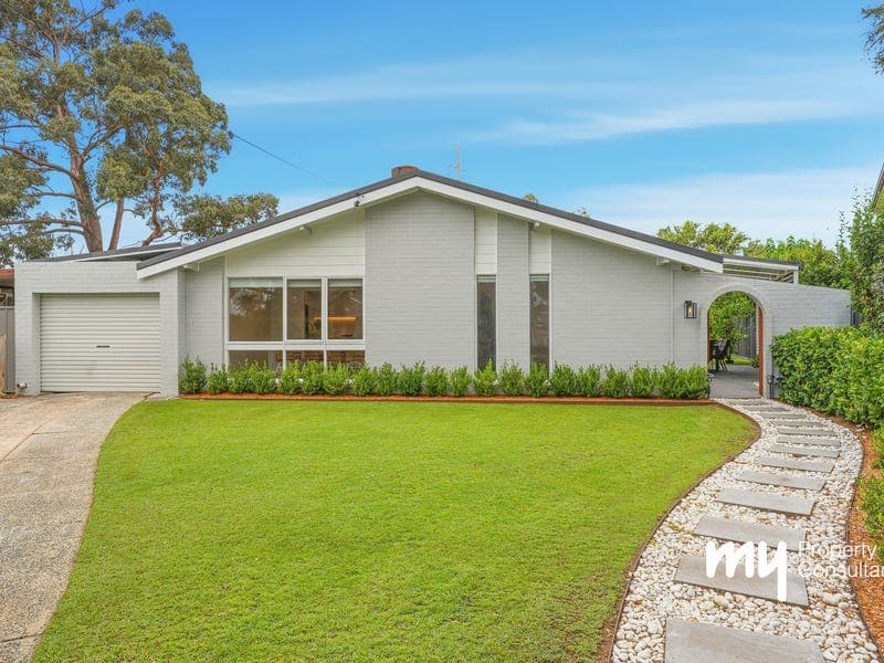 8 Starr Close, Camden