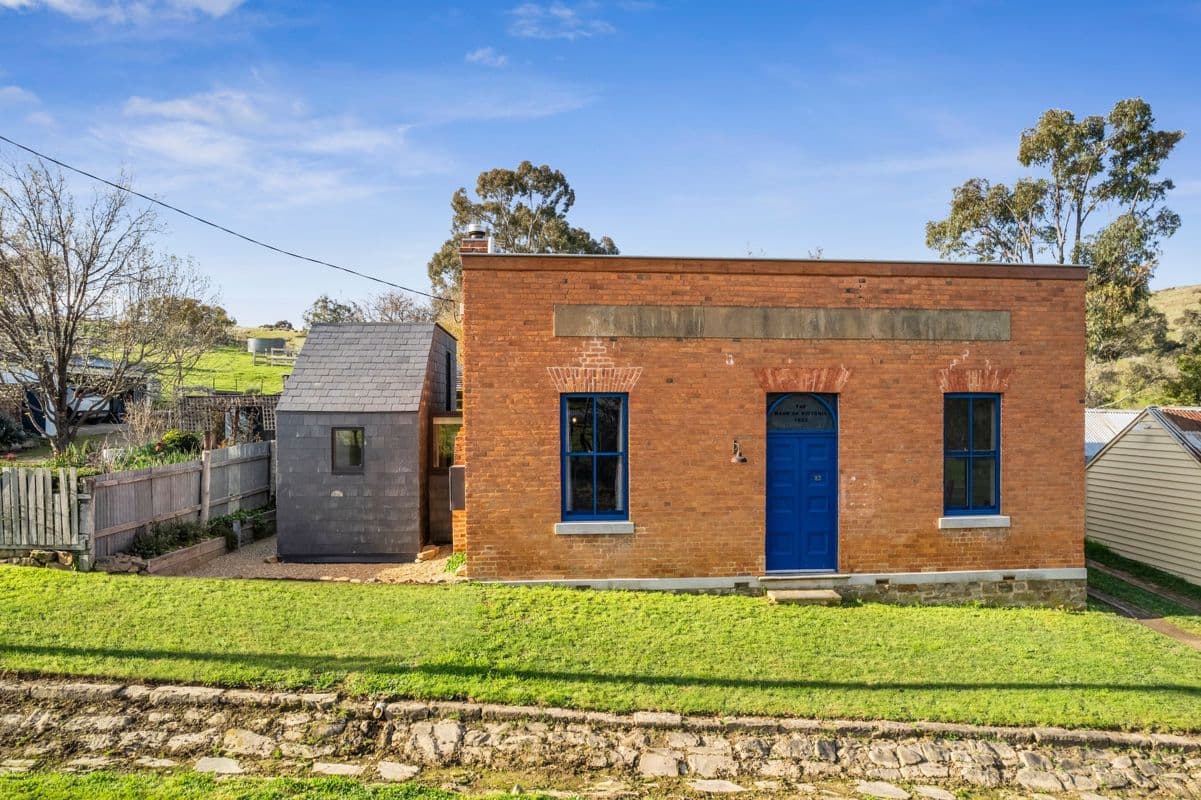 23 BURGOYNE STREET