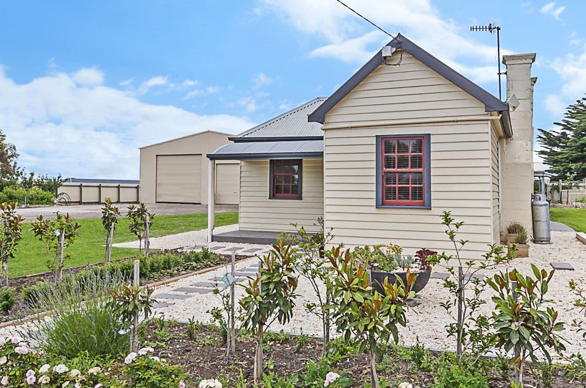 229 Russells Road