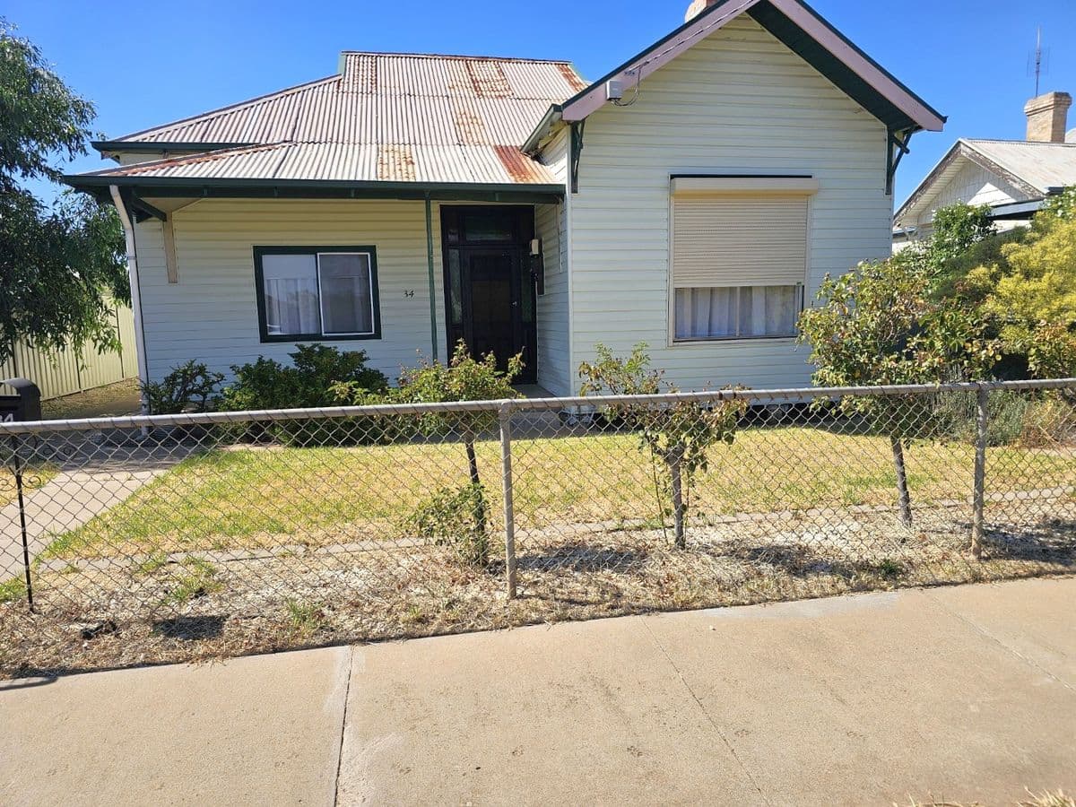 34 MCCULLOCH STREET