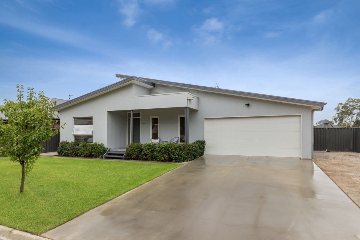 16 Armstrong Drive