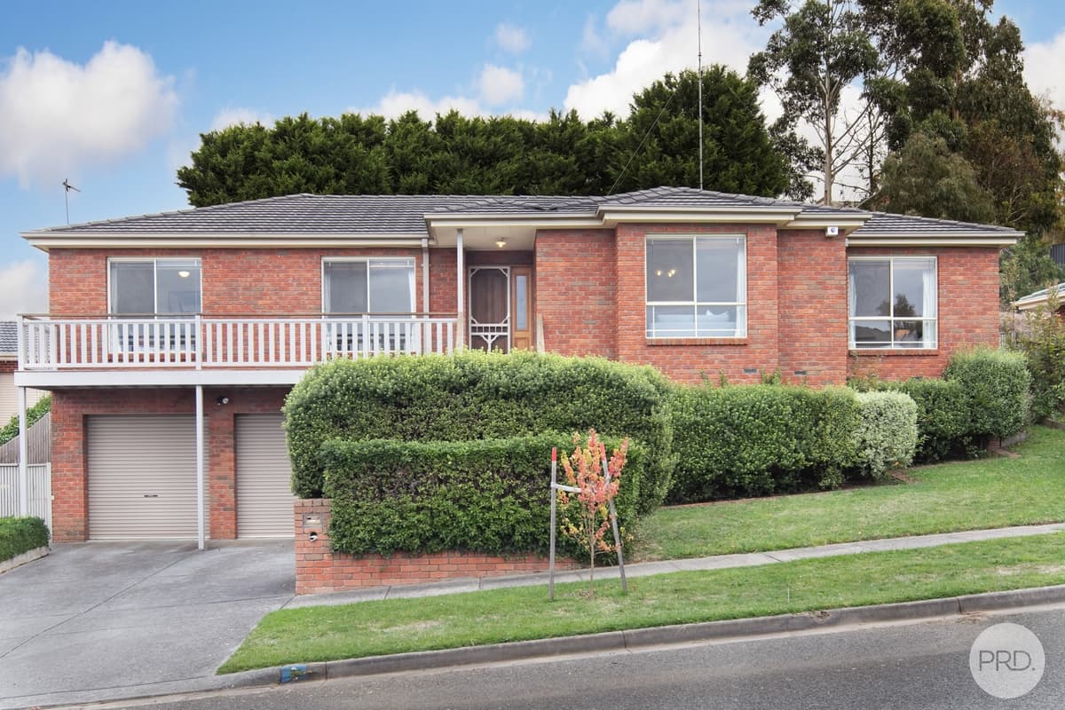 2 HIGHVIEW COURT