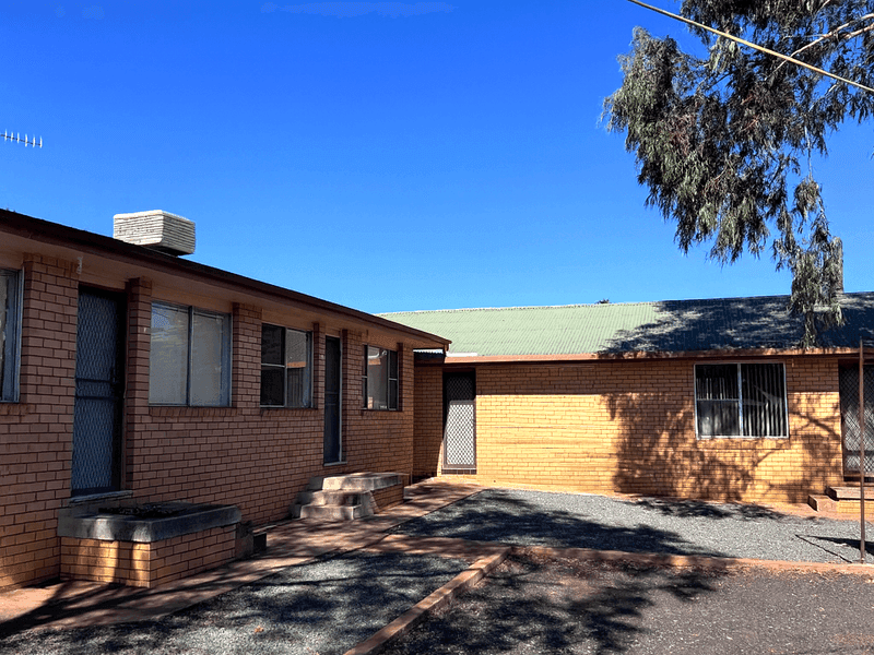 37 Becker Street, Cobar