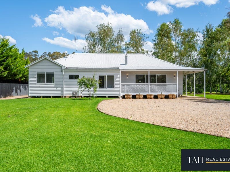 40 Lower River Road East, Gapsted