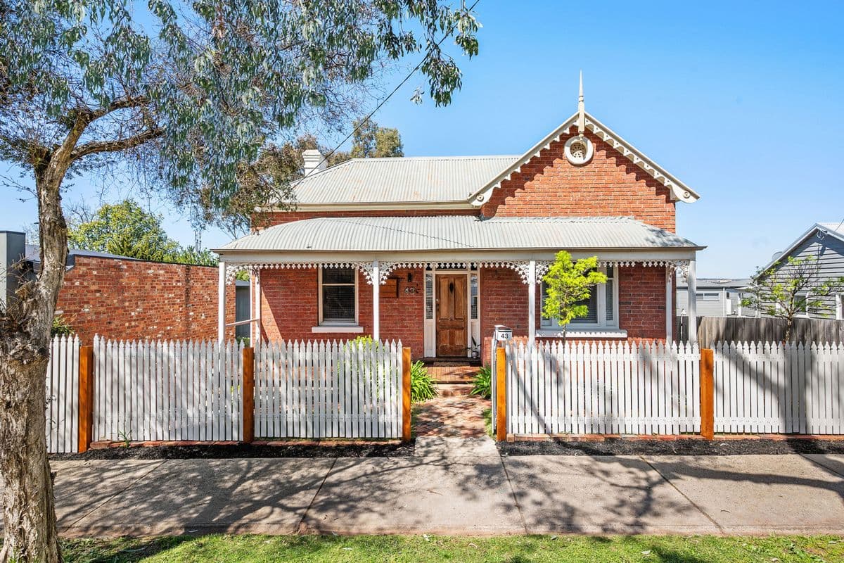 43 Lilac Street
