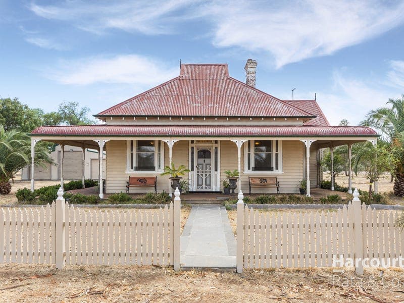 378 Avonmore-Mayreef Road, Avonmore