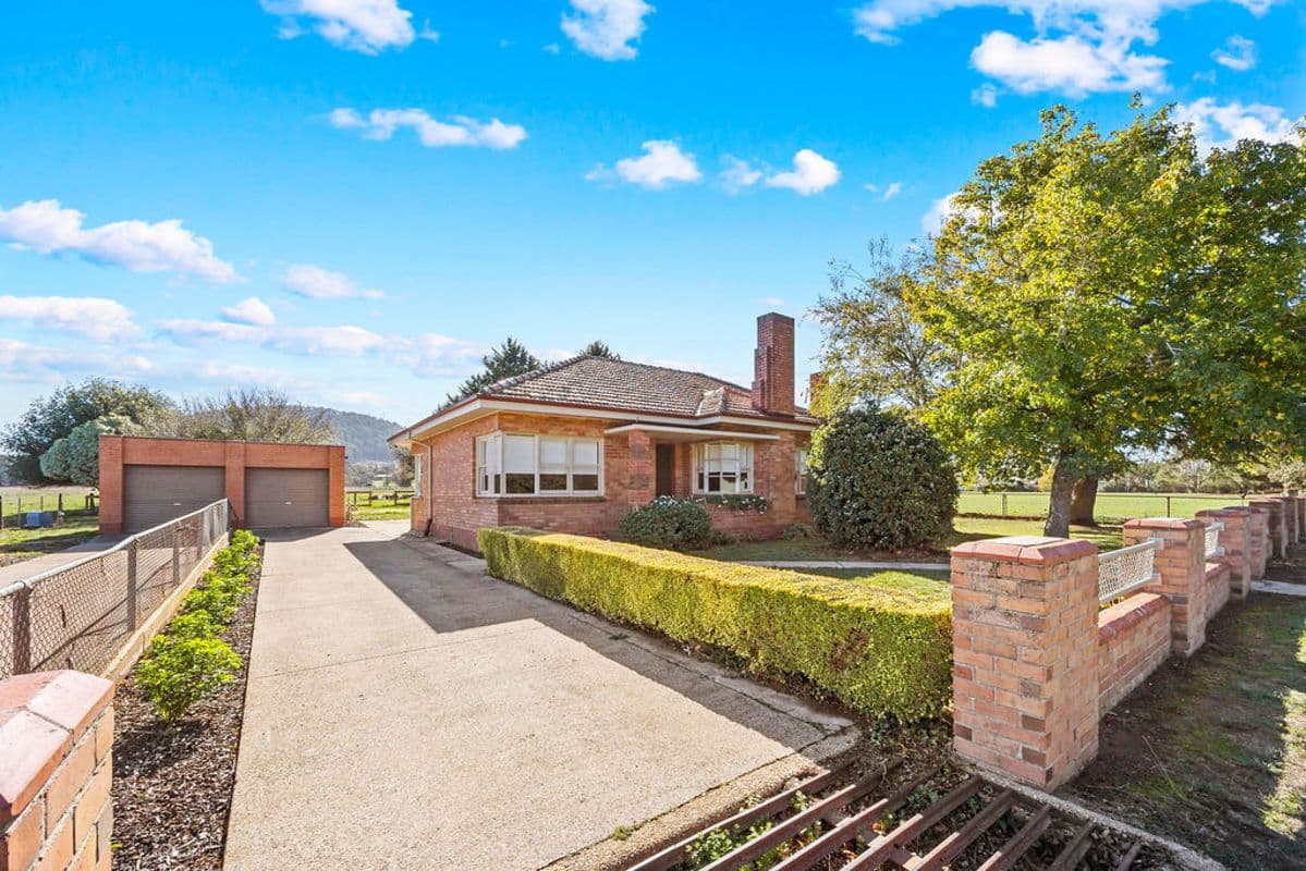 44 Ti Tree Road