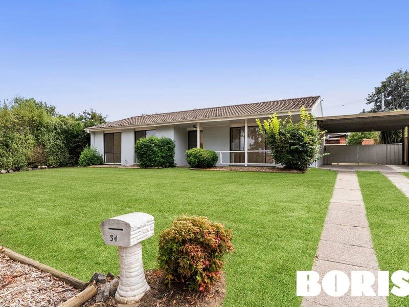 34 Barraclough Crescent, Monash