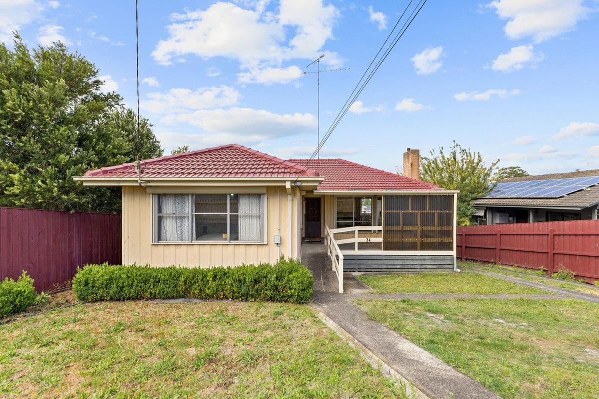 24 Crinigan Road