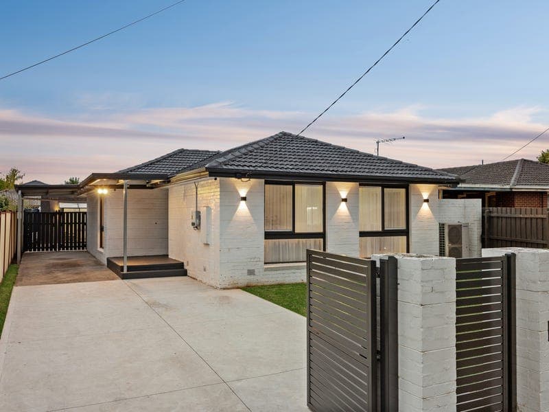 4 Roma Court, Springvale South