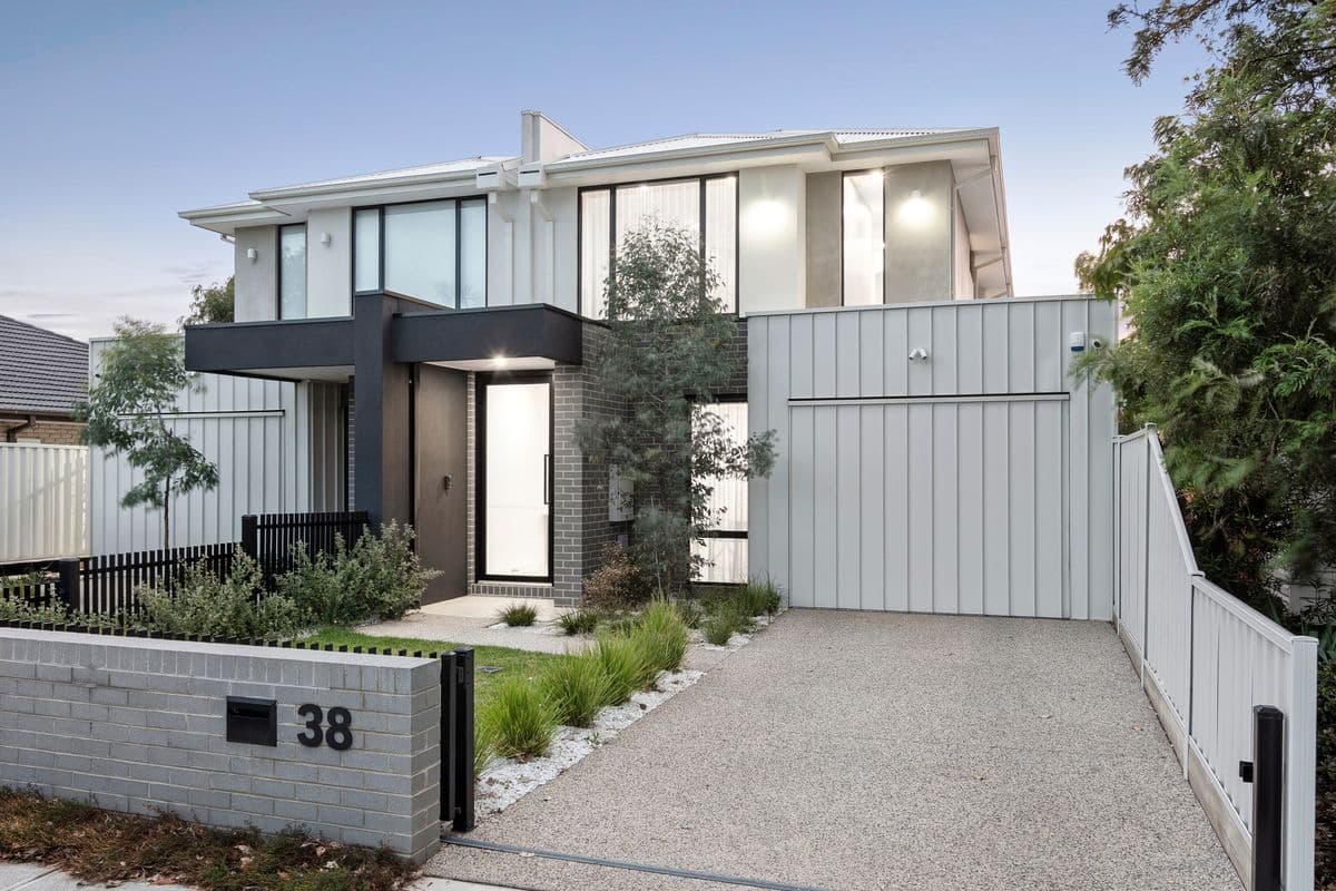 38 Macey Avenue
