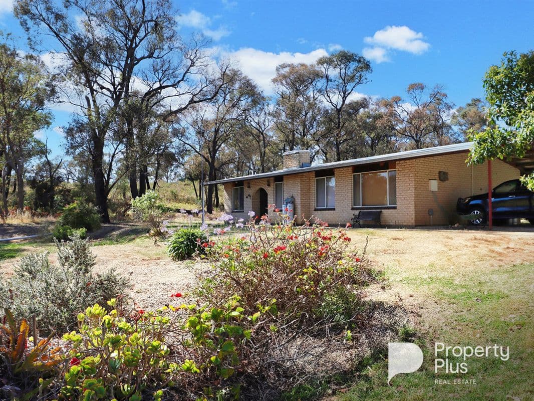 15 Adelaide Gully Road