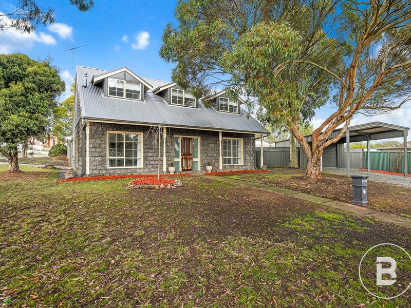 10 Windermere Way, Cardigan Village