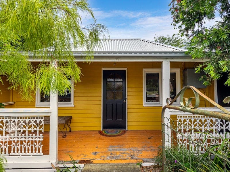42 Princes Highway, Cobargo