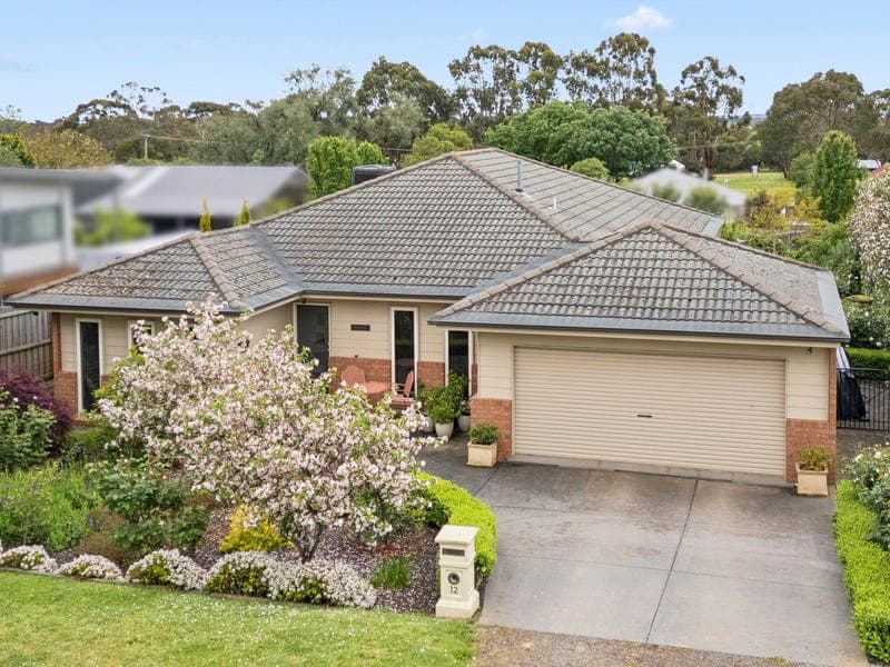 12 Murrell Street