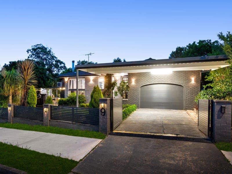 9 TRINITY DRIVE