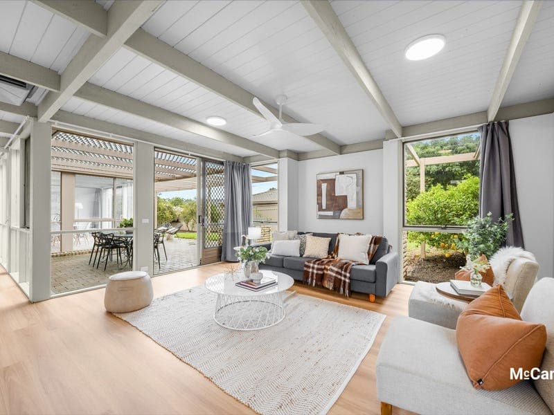 10 Edmond Close, Gilmore