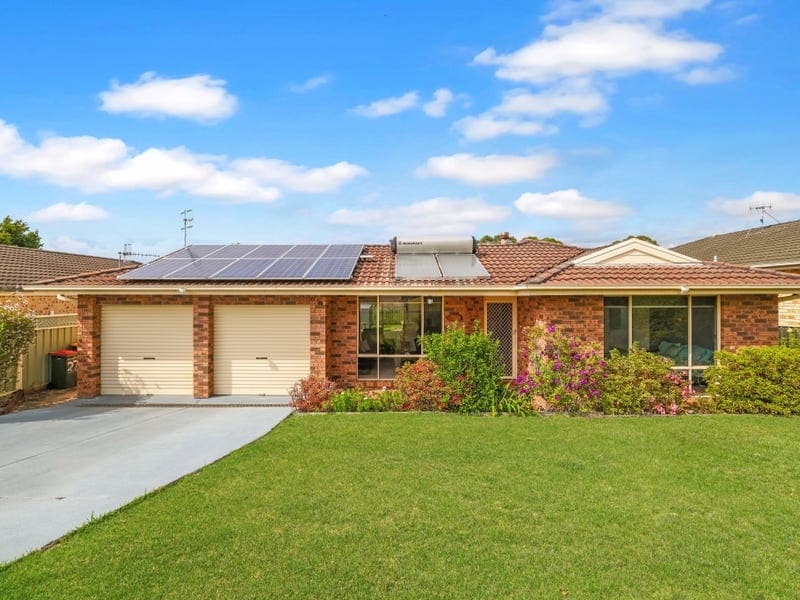 27 Carson Crescent, Callala Bay