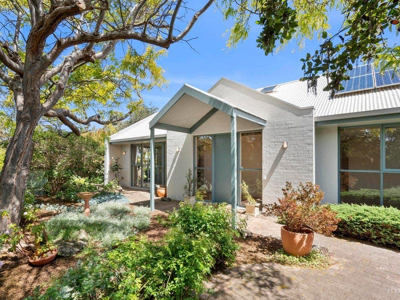 135 Fellows Road, Point Lonsdale