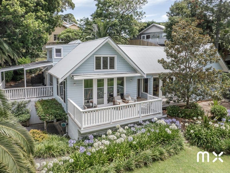 34 The Grove, Austinmer