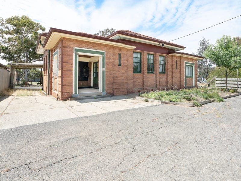 29-31 Dillon Street, Ultima