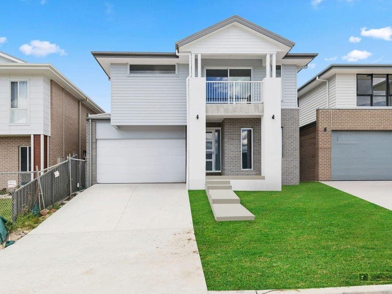 24 Eagle Street