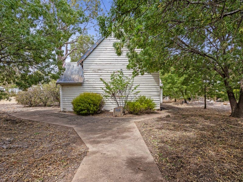68 High Street, Navarre
