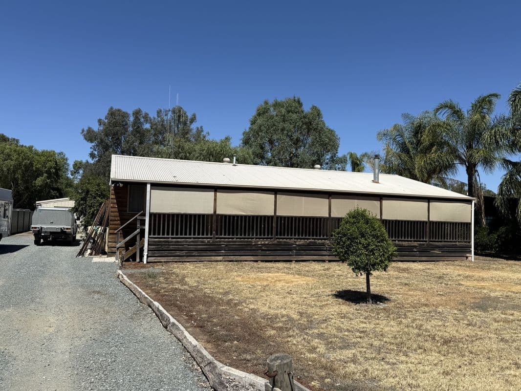 17 Riverview Street