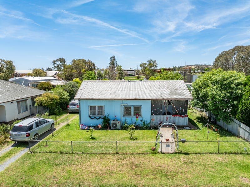 49 CLYBURN STREET