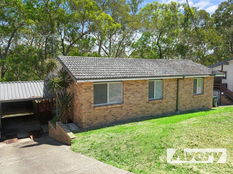 25 The Ridgeway, Bolton Point