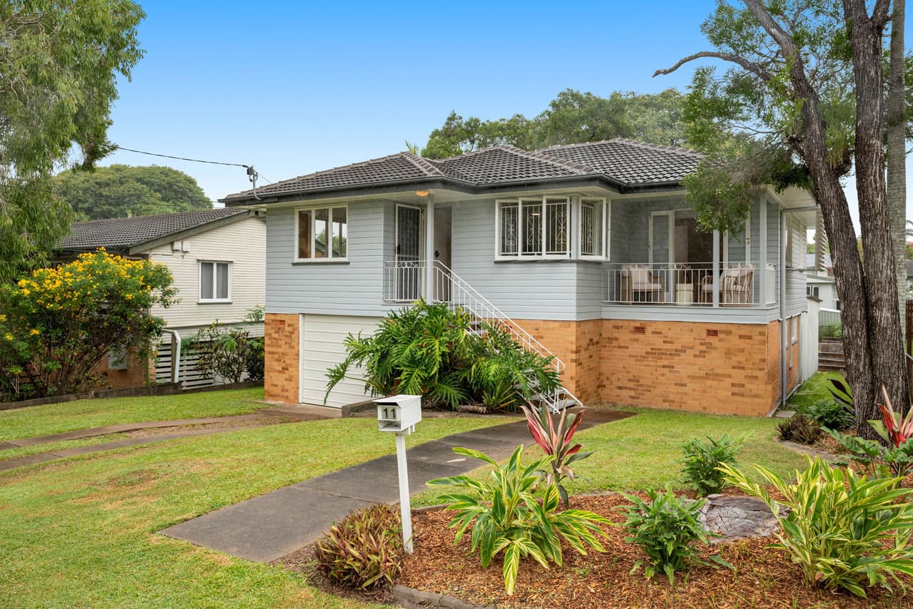 11 Bradnor Street