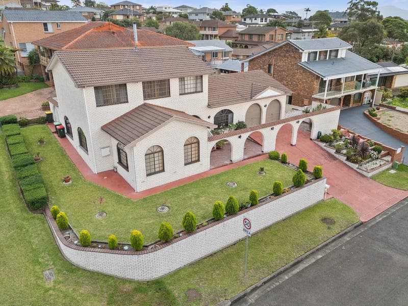 1 KINGFISHER PLACE