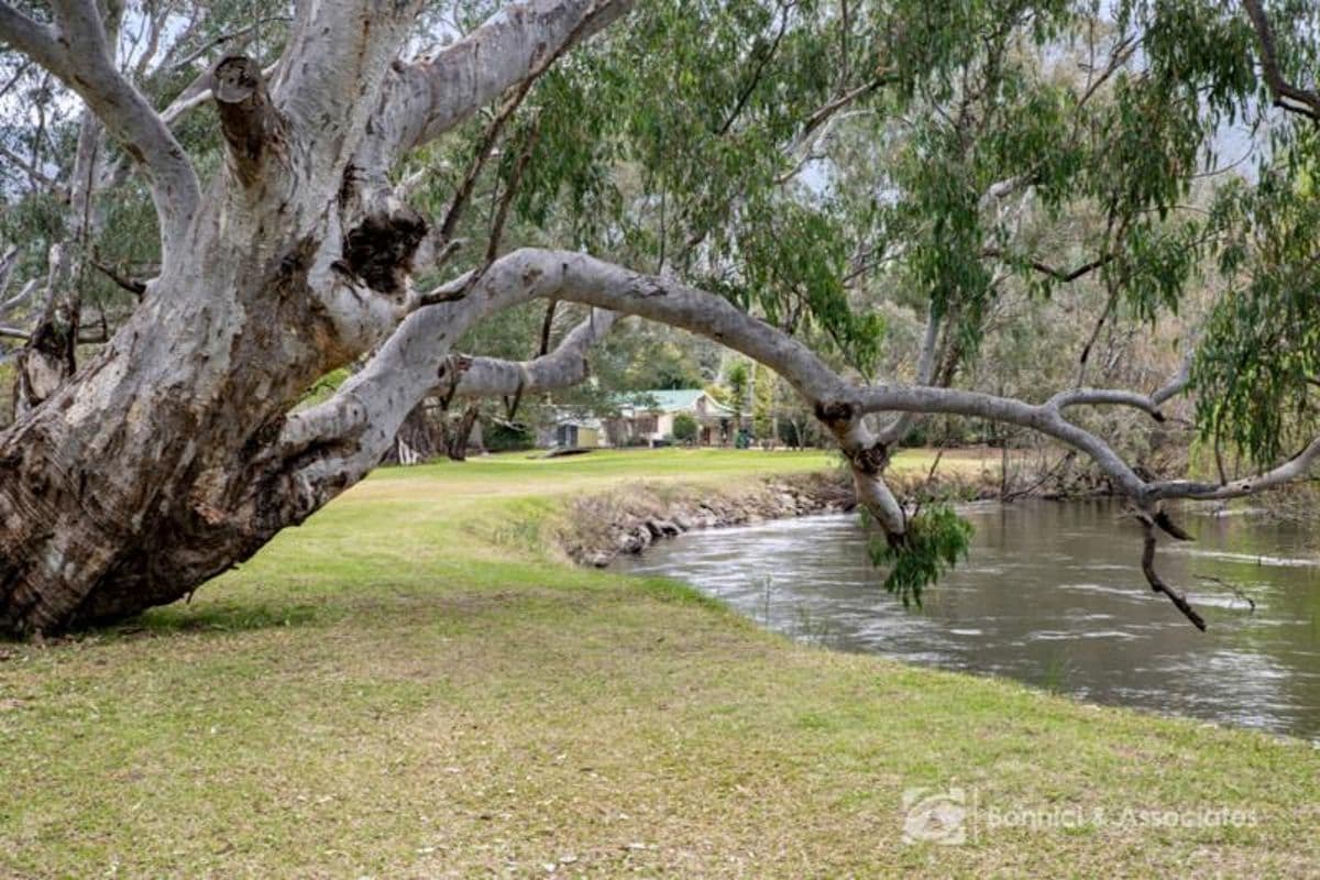 39 Kiewa East Road